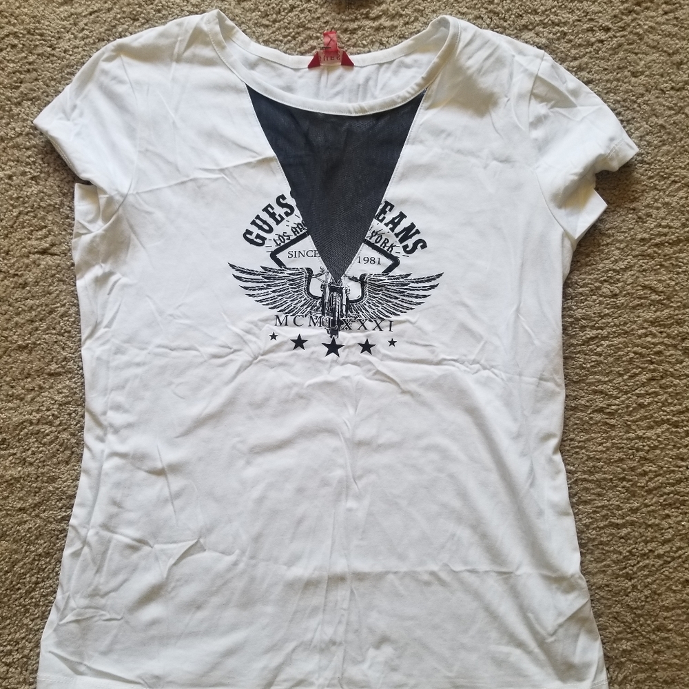 Guess tshirt